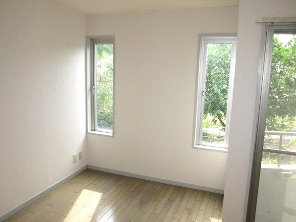 アレイYUの物件内観写真